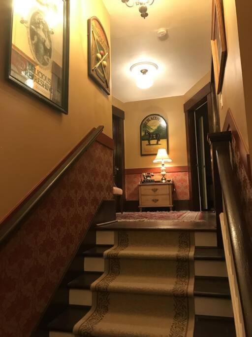 チリワック The Hazelhouse Bed & Breakfast エクステリア 写真