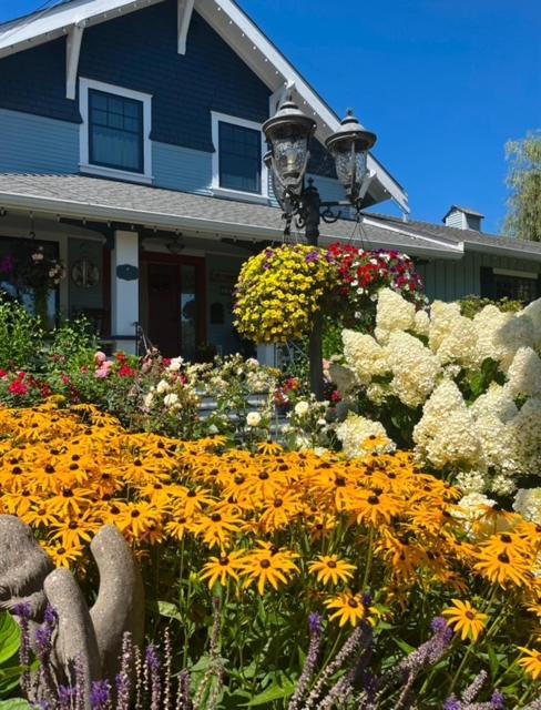 チリワック The Hazelhouse Bed & Breakfast エクステリア 写真